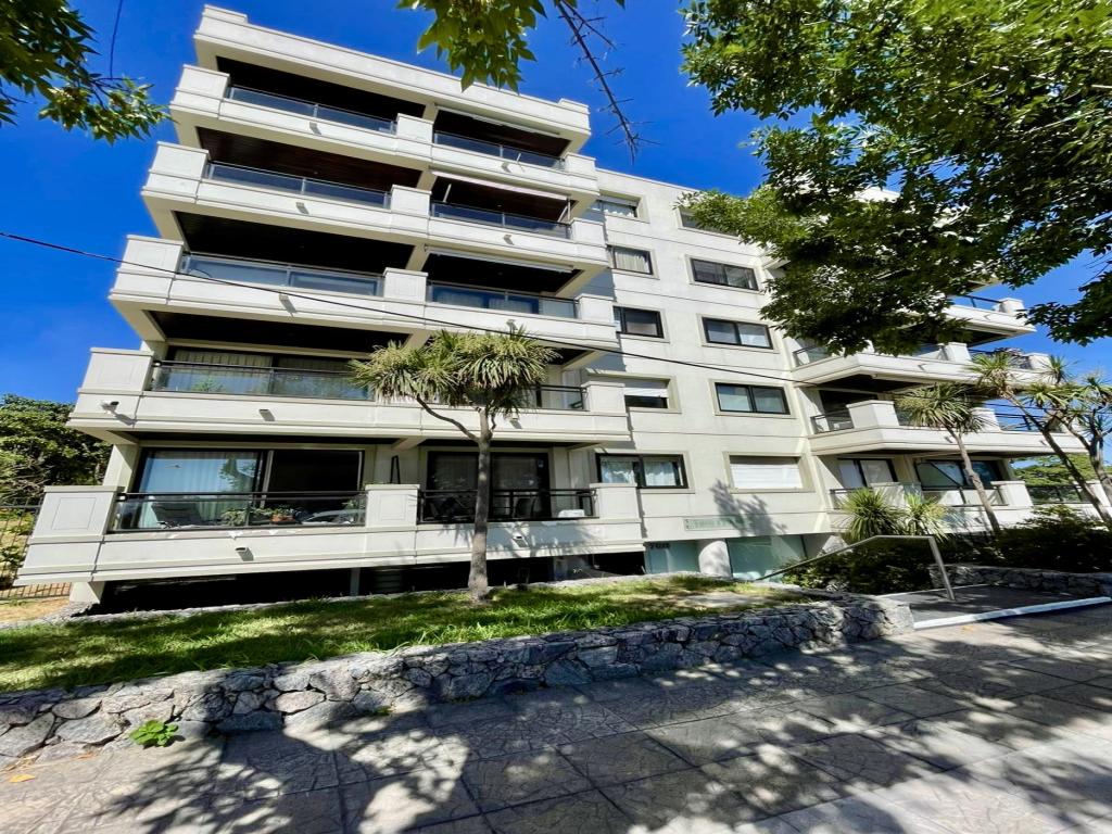 Rambla de las Américas 